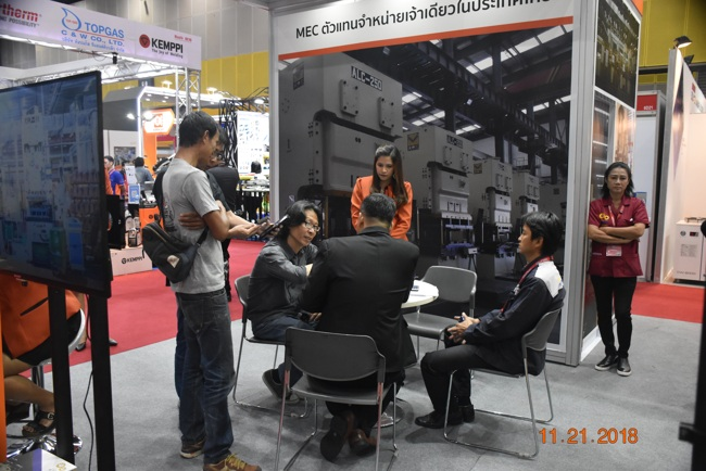 كيف يعمل جهاز التغذية NC