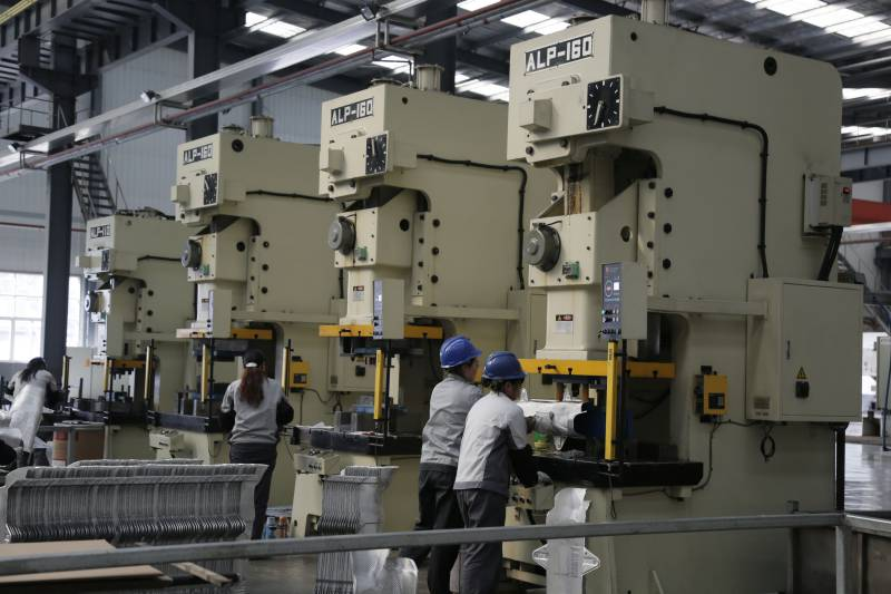 ما هو الختم المعدني للسيارات: دليل شامل