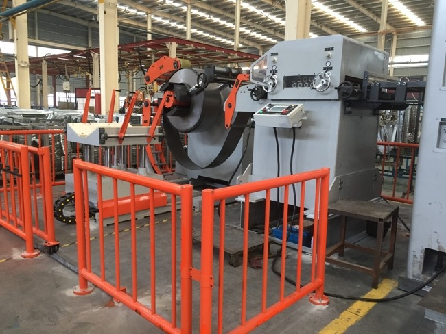 الفرق بين الاسترخاء الهوائي والاسترخاء الميكانيكي للمغذي الأوتوماتيكي للطاقة