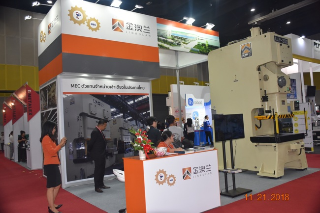 تصميم نظام برمجي لوحدة التغذية الأوتوماتيكية لمكبس الطاقة