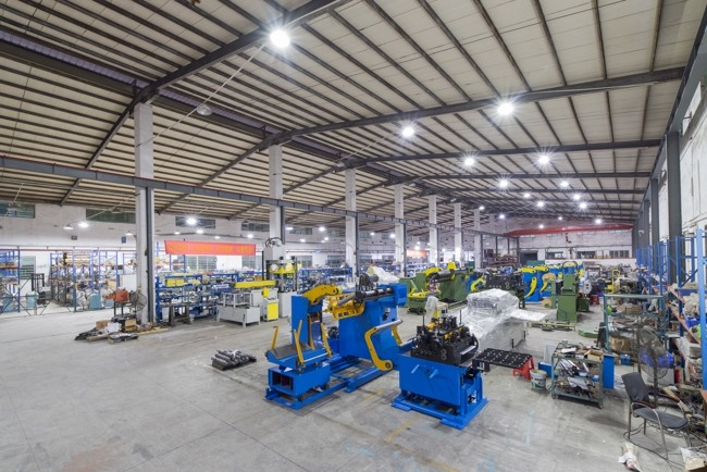 احتياطات لشراء مكبس تغذية مؤازر